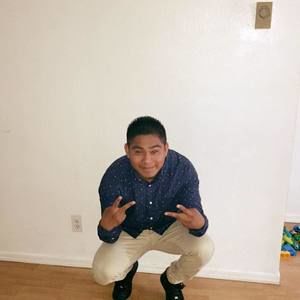 Meet your Posher, Carlos